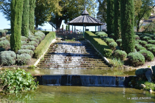 jardin du chateau de Banes